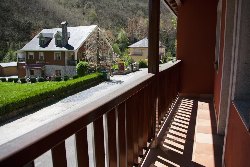 Hostal El Recanto Vega de Valcarce Εξωτερικό φωτογραφία